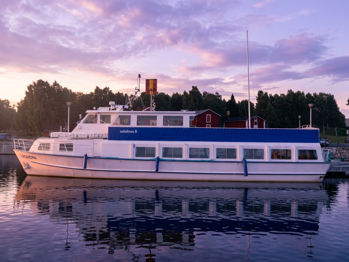 Oulu Lines – Casandra auringonlaskussa